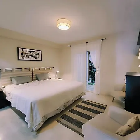 El Paraiso De Violeta Apartment *